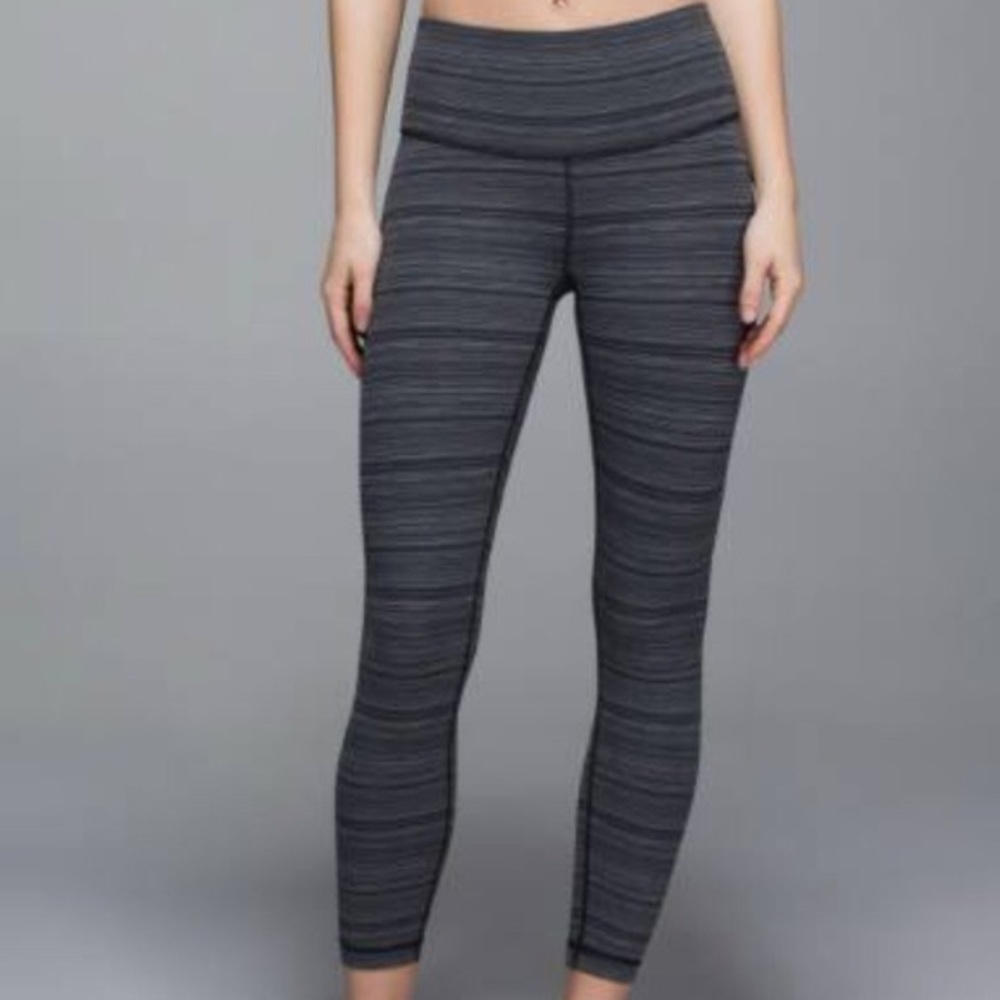Lululemon High Times Pant Luxtreme Size 2